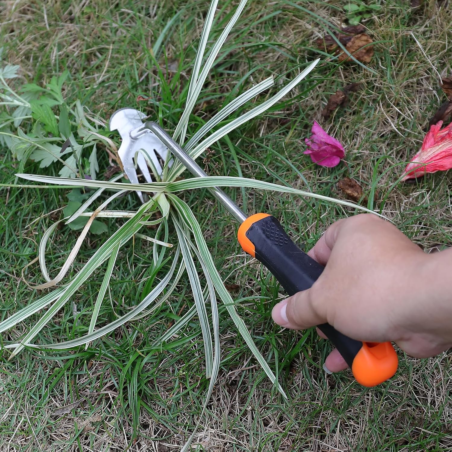 Weed Remover Tool Portable Garden Weeder with Rubber Handle